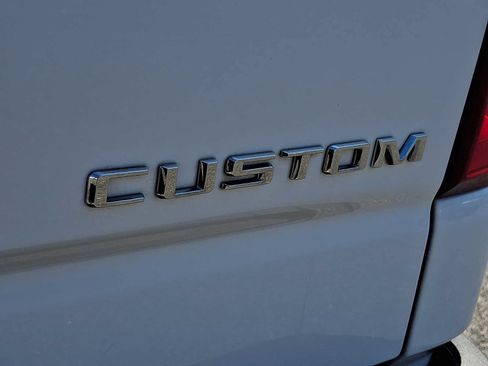 Used 2021 Chevrolet Silverado 1500 Custom w/ Custom Max Trailering Package AWD/4WD image 30
