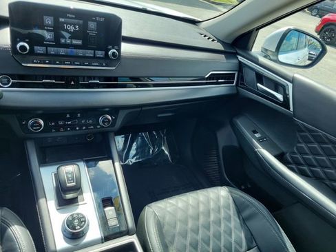 Used 2023 Mitsubishi Outlander SEL 40th Anniversary image 18