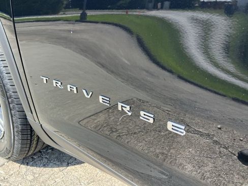 New 2026 Chevrolet Traverse LT w/ LPO, Floor Liner Package image 32