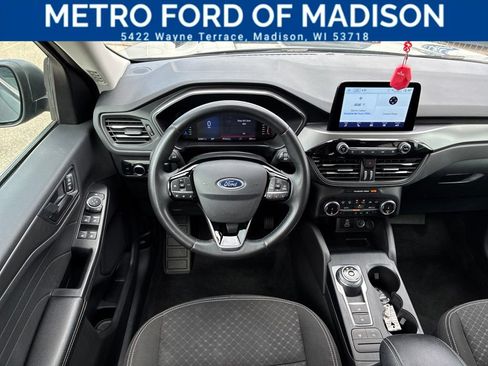 Used 2024 Ford Escape Active AWD/4WD image 12