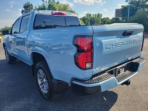 Used 2025 Chevrolet Colorado LT w/ LT Convenience Package image 6