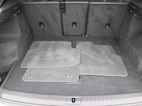 Used 2022 Audi Q3 2.0T Premium w/ Convenience Package image 24