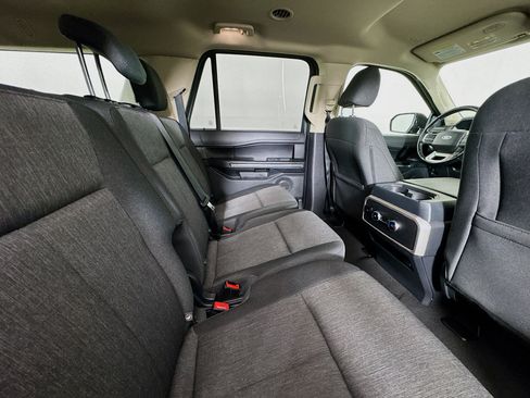 Used 2024 Ford Expedition Max XLT RWD image 25
