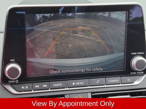 Used 2025 Nissan Altima 2.5 SV FWD image 16