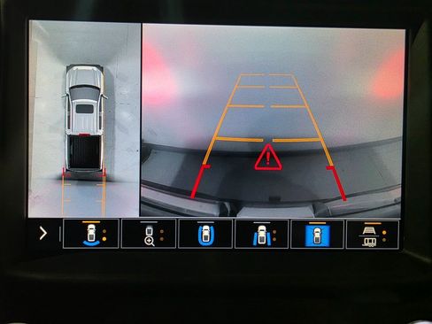 Used 2021 GMC Sierra 1500 AT4 w/ AT4 Value Package image 9