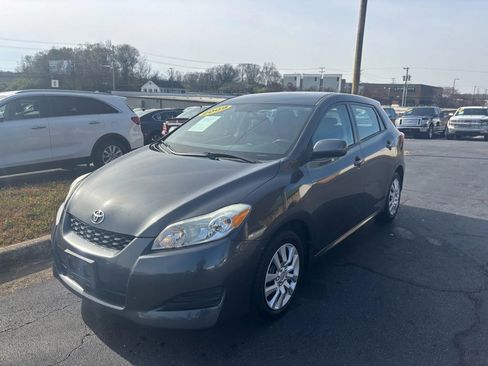 Used 2009 Toyota Matrix image 3