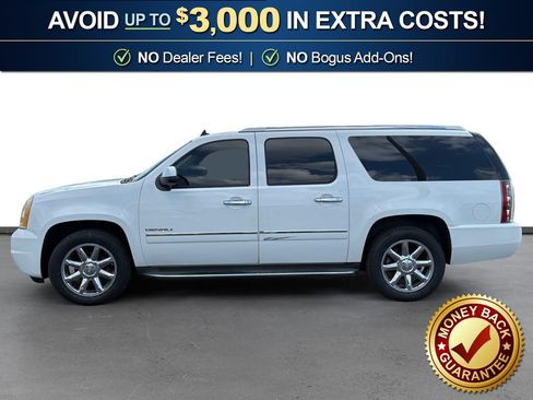 Used 2011 GMC Yukon XL Denali RWD image 2