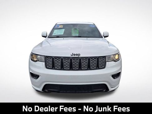 Used 2019 Jeep Grand Cherokee Altitude RWD image 2