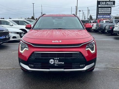 Certified 2023 Kia Niro EX Touring image 4