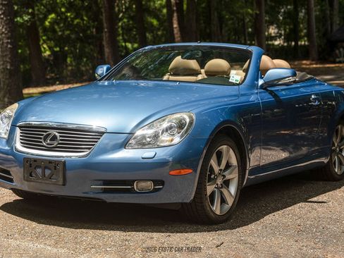 Used 2010 Lexus SC 430 Convertible RWD image 12