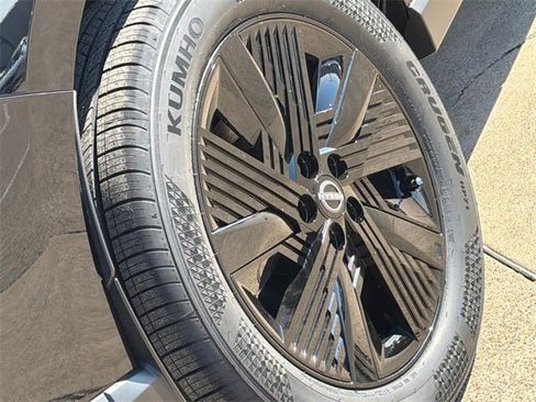 New 2026 Nissan Murano SV image 8