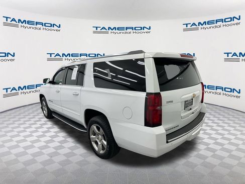 Used 2020 Chevrolet Suburban Premier AWD/4WD image 3