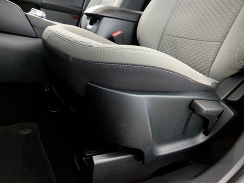 Certified 2022 Ford Escape SE FWD image 12