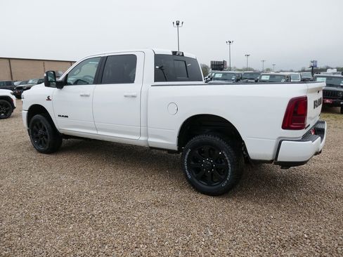 New 2026 RAM 2500 Laramie w/ Night Edition AWD/4WD image 8