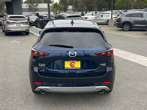 New 2025 MAZDA CX-5 Signature image 8