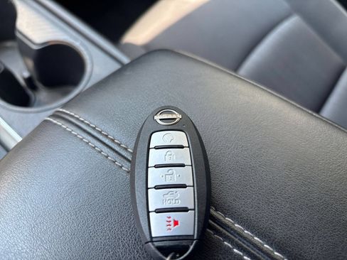 Used 2025 Nissan Altima 2.5 SV FWD image 22