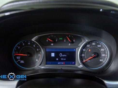 Used 2020 Chevrolet Traverse Premier FWD image 16