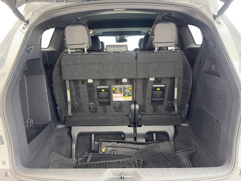 Used 2025 Toyota Sienna XLE Woodland Edition AWD/4WD image 80