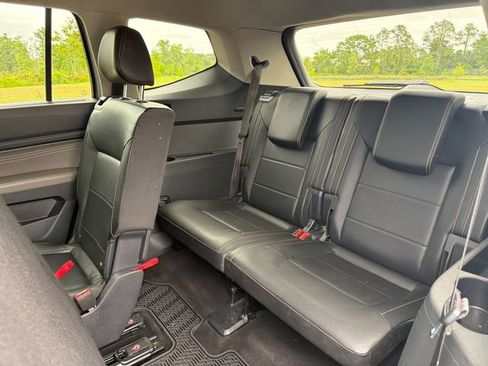 Used 2022 Volkswagen Atlas SE FWD image 13