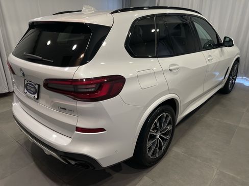 Used 2023 BMW X5 xDrive40i w/ M Sport Package AWD/4WD image 6
