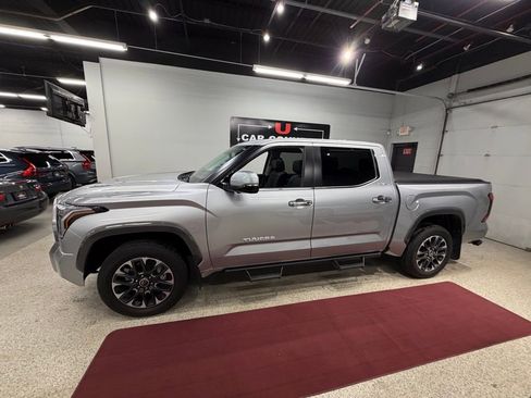 Used 2024 Toyota Tundra Limited AWD/4WD image 15