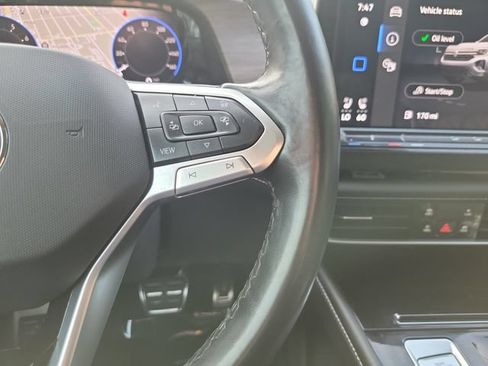 Used 2025 Volkswagen Atlas SEL Premium R-Line AWD/4WD image 16