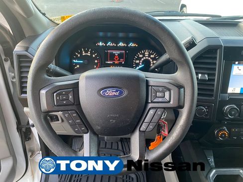 Used 2018 Ford F150 XL w/ Equipment Group 101A Mid AWD/4WD image 13