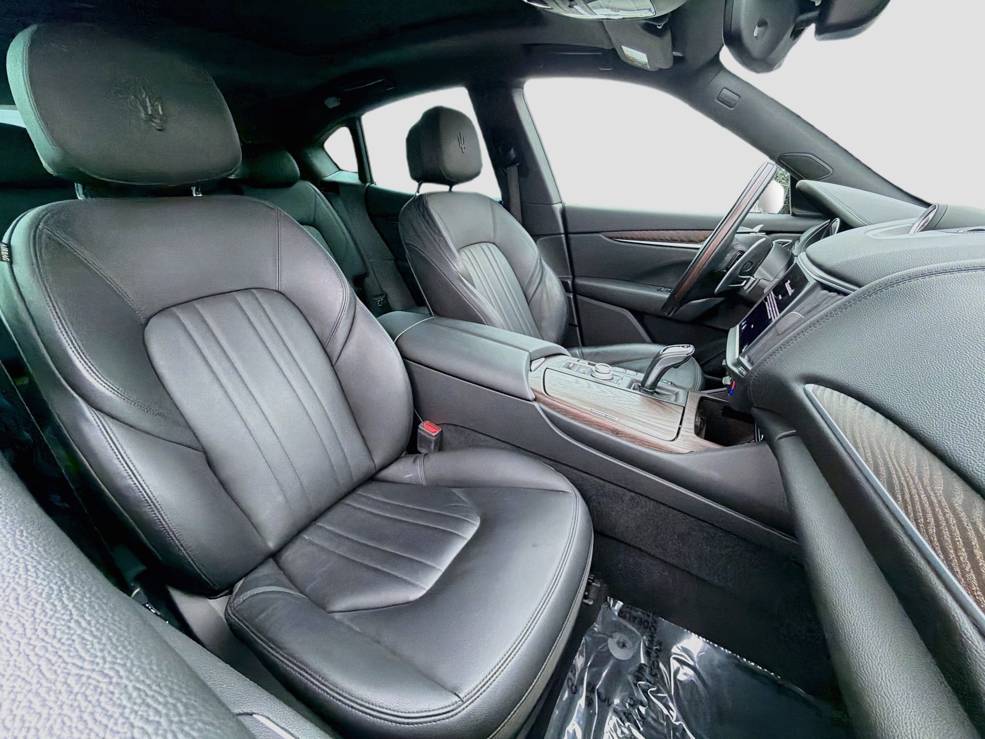 Used 2023 Maserati Levante Modena AWD/4WD image 15