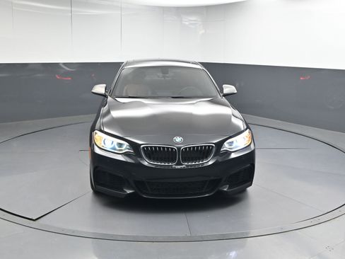 Used 2016 BMW M235i Coupe image 29