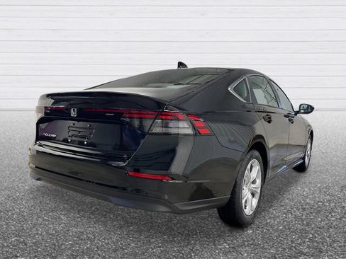 New 2026 Honda Accord LX image 5