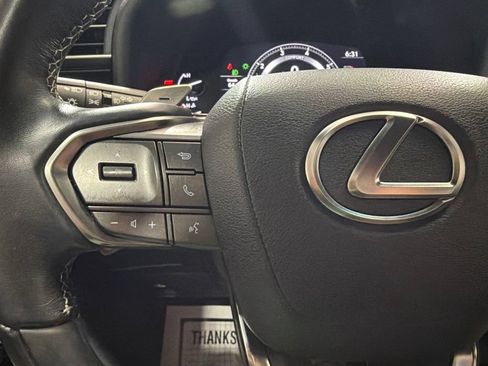 Used 2024 Lexus LX 600 4WD w/ Luxury Package image 27