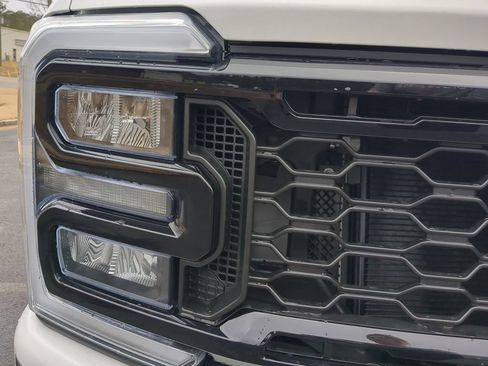 Used 2025 Ford F350 Lariat w/ Black Appearance Package AWD/4WD image 13
