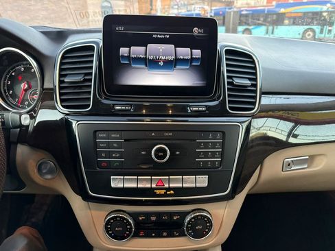 Used 2018 Mercedes-Benz GLE 350 4MATIC w/ Premium 1 Package image 15