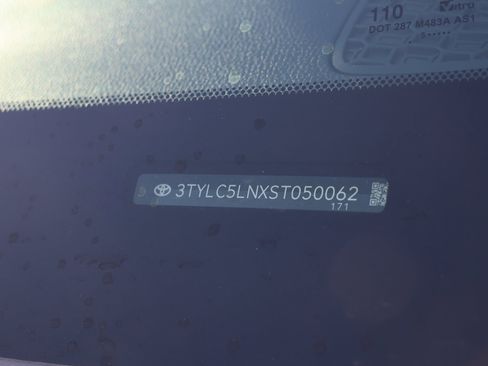 New 2025 Toyota Tacoma TRD Off-Road image 36