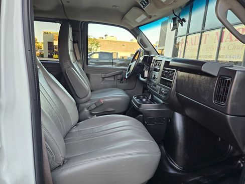 Used 2023 Chevrolet Express 3500 LS image 20
