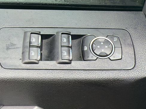 Used 2020 Ford F150 XLT w/ Equipment Group 302A Luxury AWD/4WD image 12