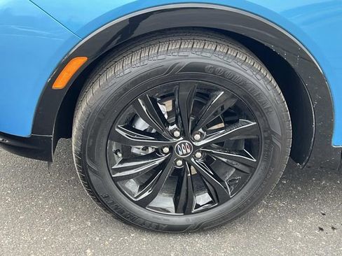 Used 2025 Buick Envista Sport Touring w/ Convenience I Package image 10