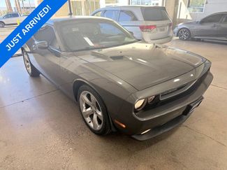 Used 2014 Dodge Challenger R/T w/ Sound Group II RWD video 2