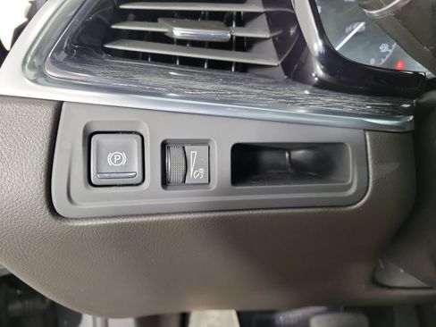 Used 2023 Cadillac XT5 Premium Luxury AWD/4WD image 32