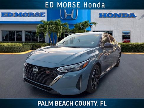 Used 2024 Nissan Sentra SR image 1