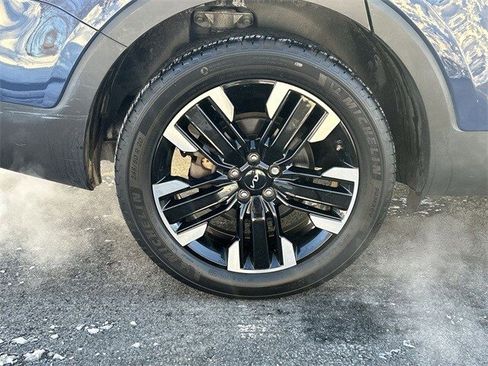 Used 2023 Kia Telluride SX Prestige image 12