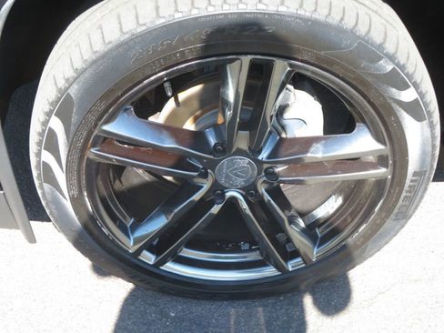 Used 2015 Cadillac Escalade Platinum AWD/4WD image 14