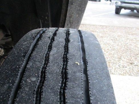 Used 2022 RAM 5500 Tradesman w/ Chrome Appearance Group image 26