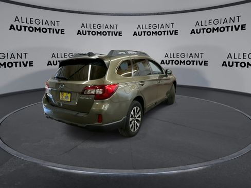 Used 2016 Subaru Outback 2.5i Limited image 10