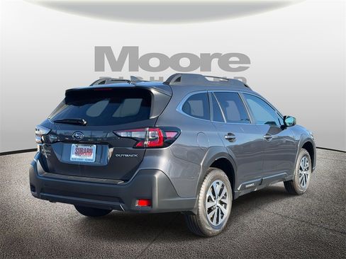 Certified 2025 Subaru Outback Premium image 2