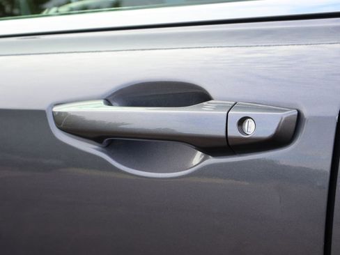 Used 2020 Honda CR-V Touring image 27