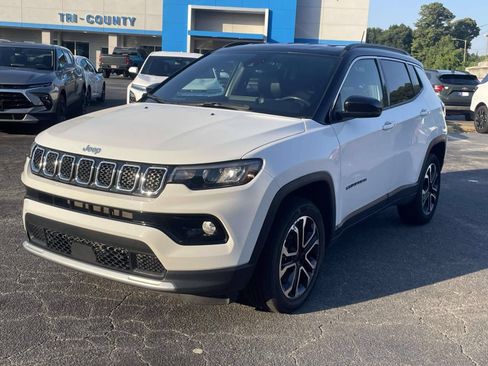 Used 2024 Jeep Compass Limited AWD/4WD image 7