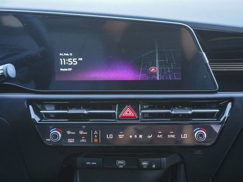 New 2026 Kia Niro SX image 6