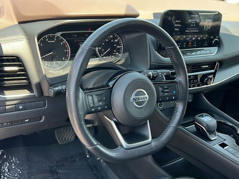 Used 2021 Nissan Rogue SL w/ Premium Package AWD/4WD image 10