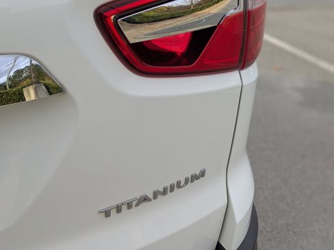 Used 2021 Ford EcoSport Titanium image 33